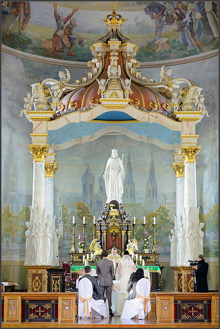 Jaunavedžiai Kristaus Karaliaus katedroje Panevėžyje